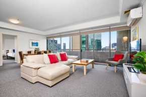 Stunning Balcony Views in Southbank with Two Car Spaces